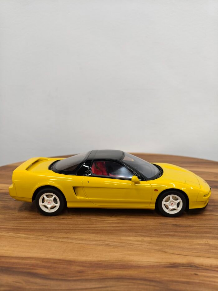 Honda NSX Type R (Yellow) Scale 1/12 - Image 3