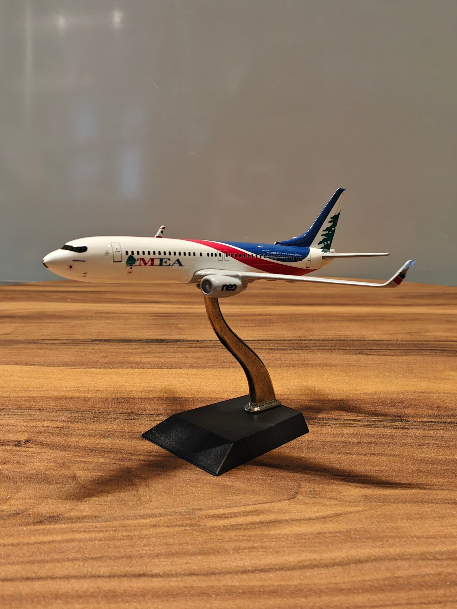 MEA Airlanes (White) Scale 1/200