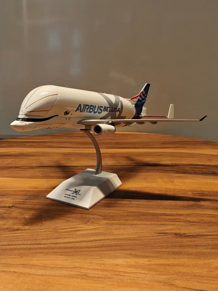 Airbus Beluga A330-743L (White) 1:200