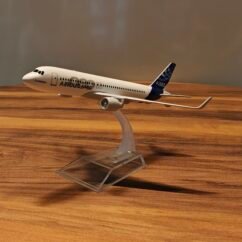 AirBus A320 (White) Scale 1/200