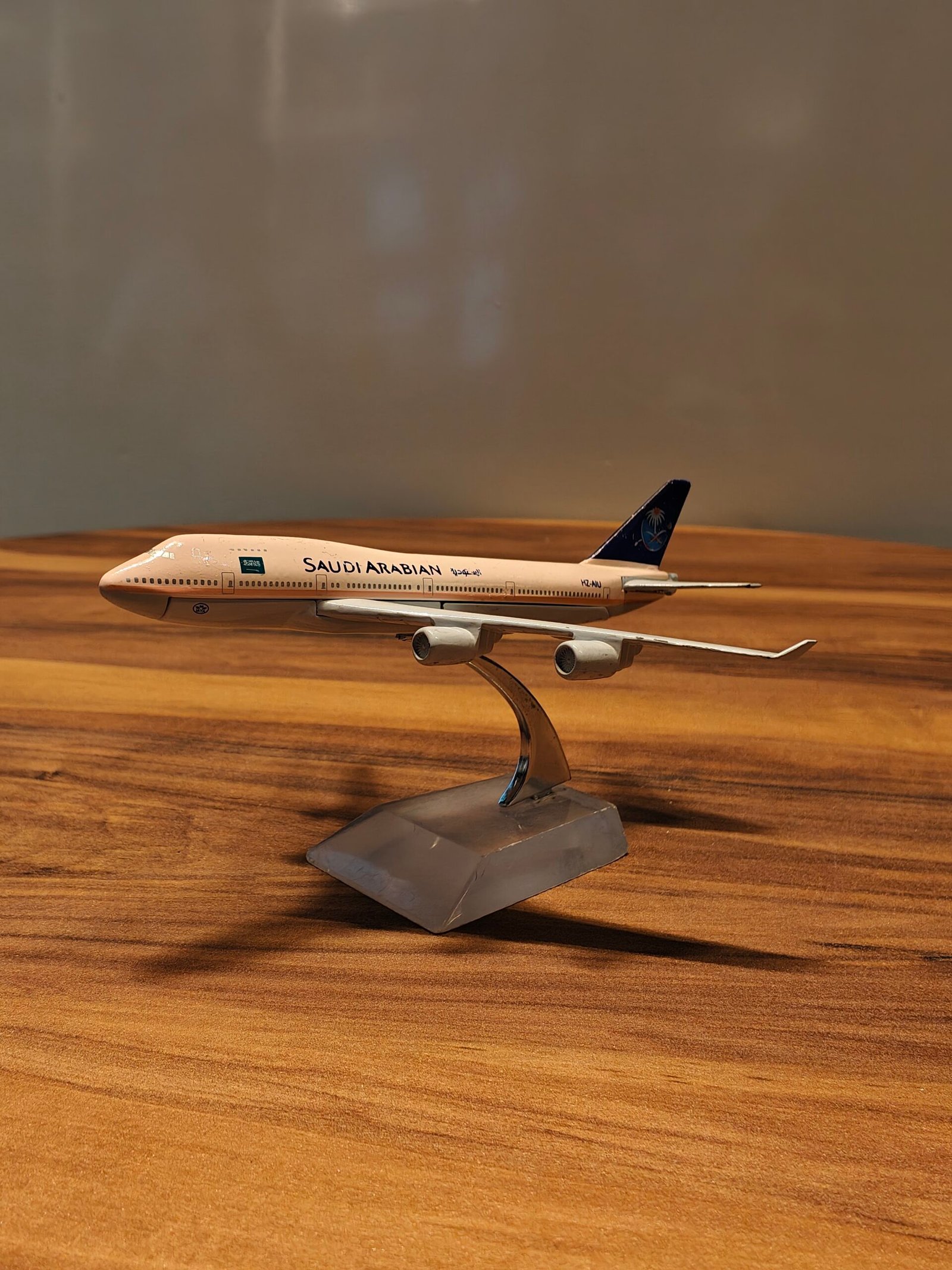 Saudia Arabian Airlane (White) Scale 1/200