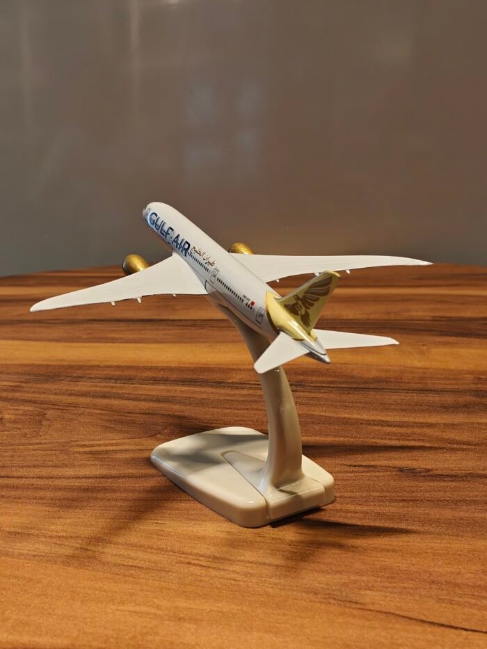 Gulf air (white) Scale 1/200 - Image 2