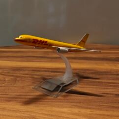 DHL Airlane (Yellow) Scale 1/200
