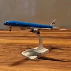 Airbus A320 (Blue) 1:200