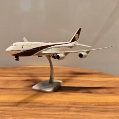 Qatar Amiri Flight Boeing 747-8 (White) Scale 1/200