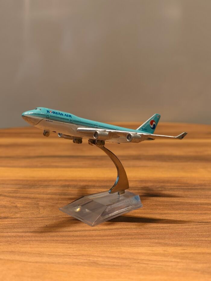 Korean Air (light-blue)1/200