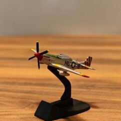 Aircraft P51D Mustang (5Color) 1:144