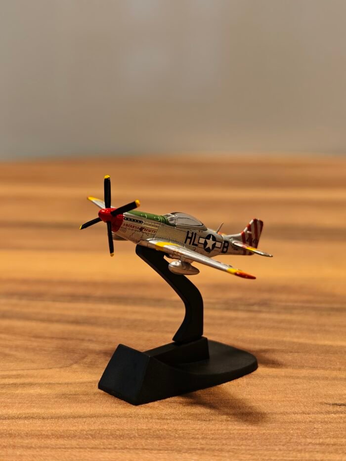 Aircraft P51D Mustang (5Color) 1:144