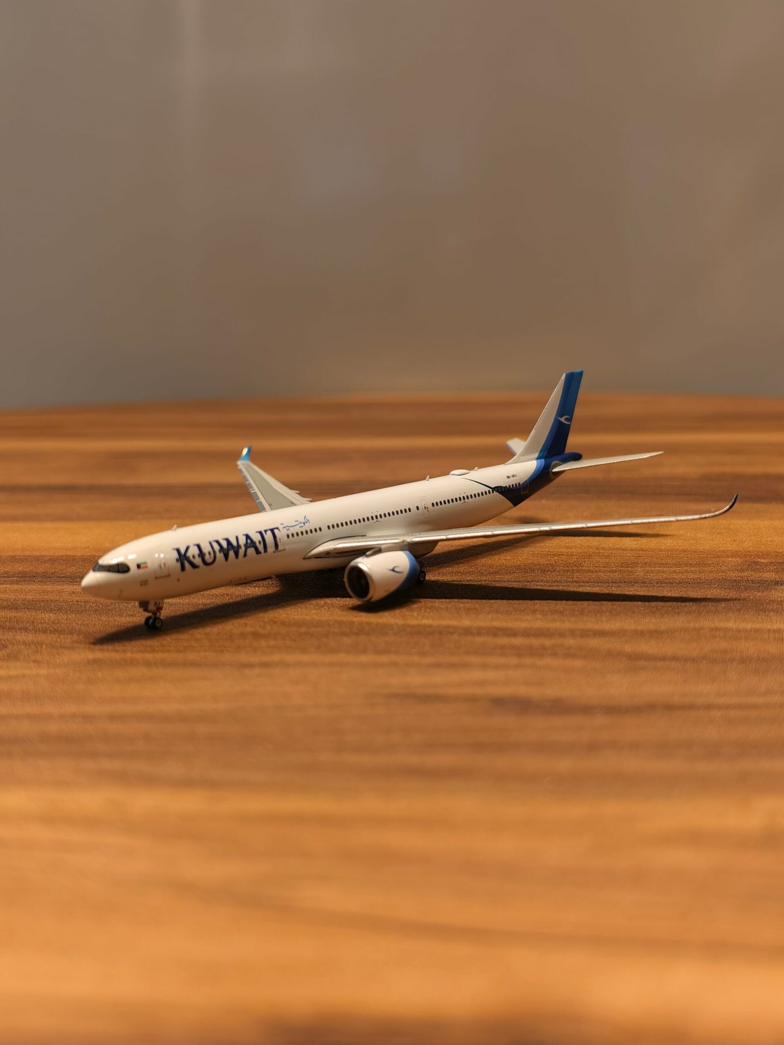 Kuwait Airways Airbus A330-900 neo (White/blue) 1:400