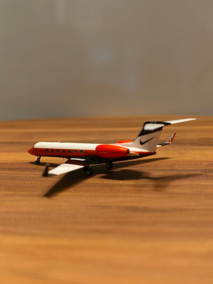 GulfStream G550 (3Color) 1:200 - Image 2