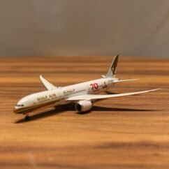 Gulf Air Boeing787-9 (4Color) 1:400
