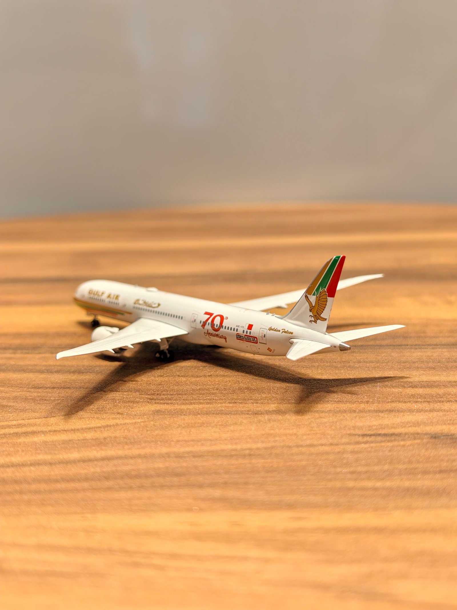 Gulf Air Boeing787-9 (4Color) 1:400 - Image 3