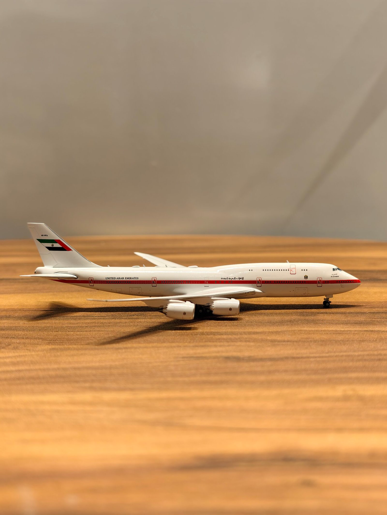 United Arab Emirates Boing 747-8(BBJ) Scale 1/400 - Image 3