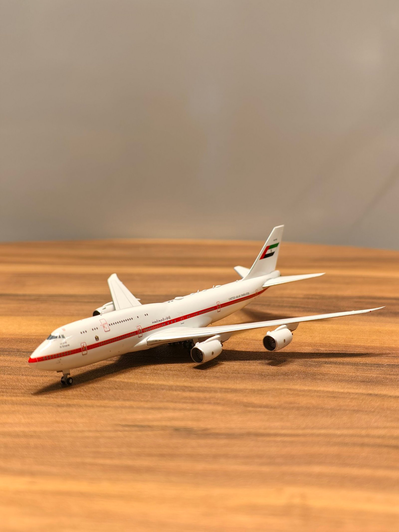 United Arab Emirates Boing 747-8(BBJ) Scale 1/400