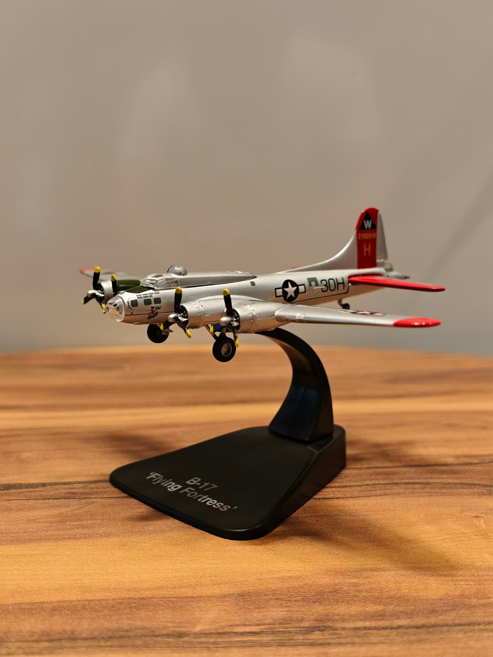 Aircraft 2014 Editions Atlas S.A (Gray) 1:500 - Image 2