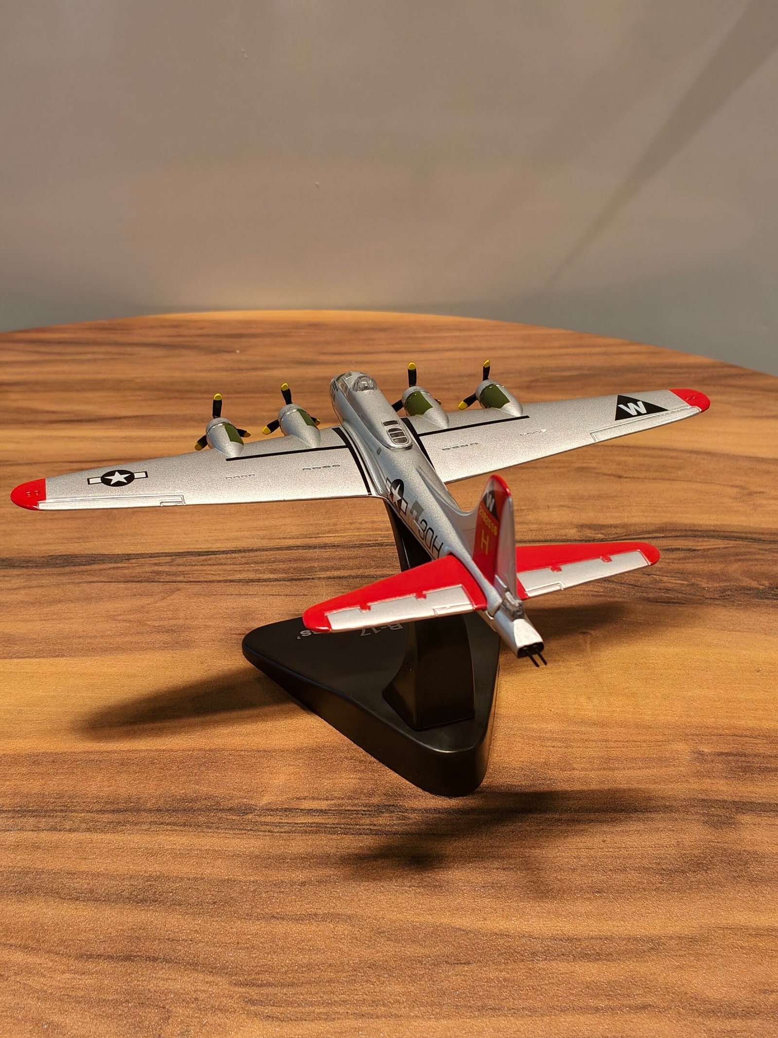 Aircraft 2014 Editions Atlas S.A (Gray) 1:500 - Image 4