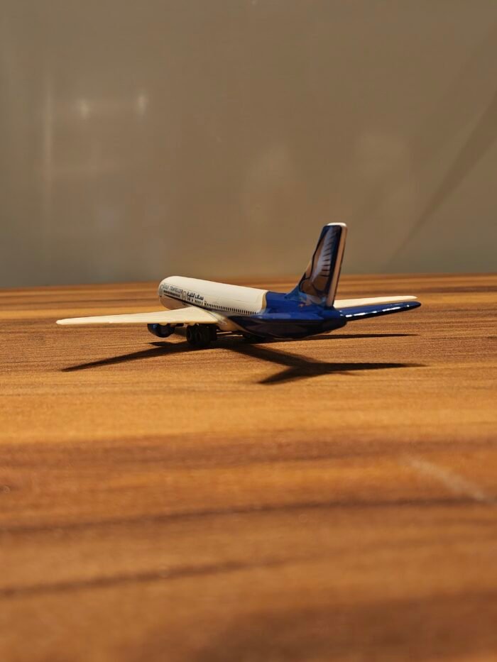 GULF TRAVELLER (Blue White)  1:200 - Image 4
