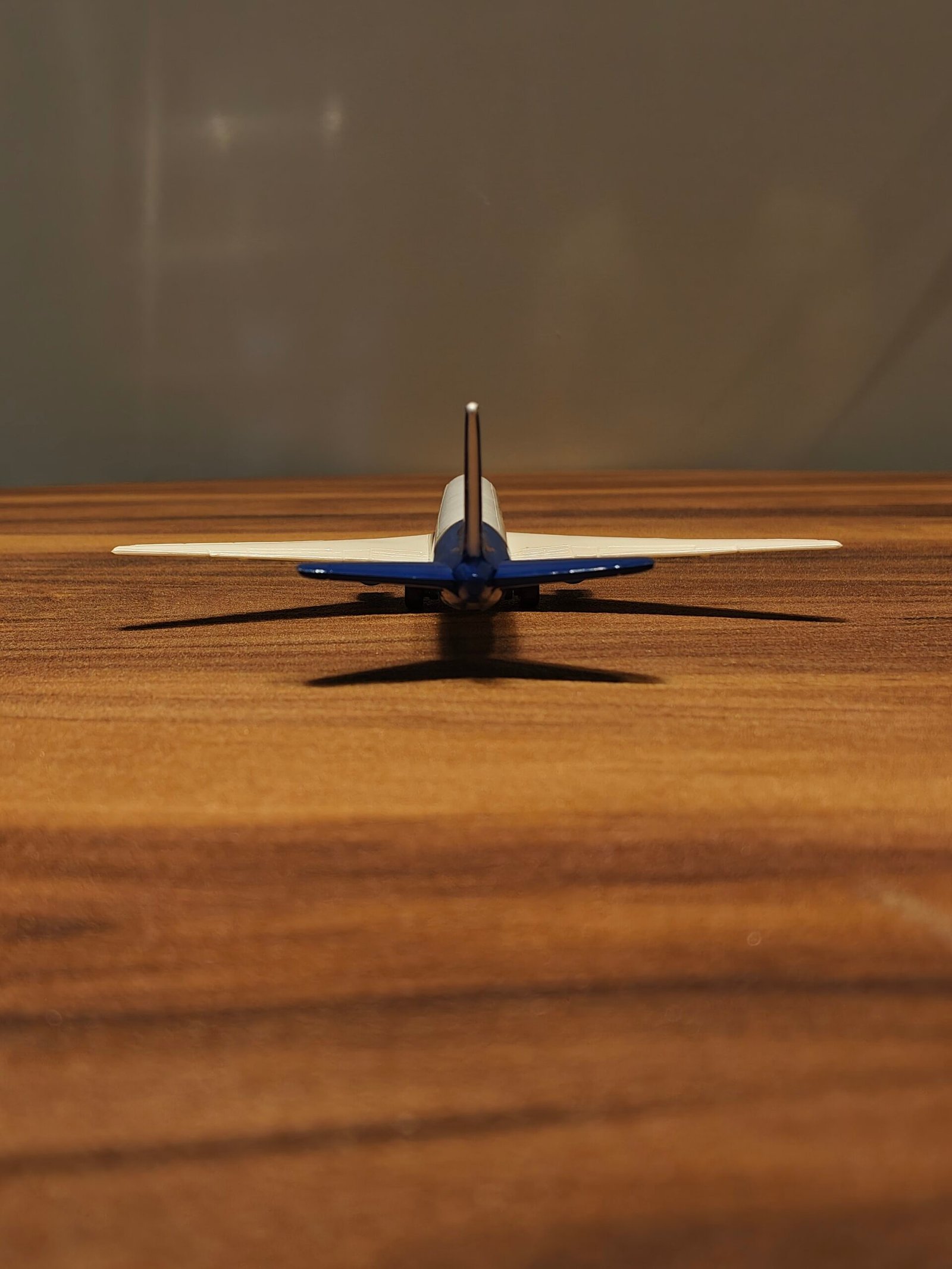 GULF TRAVELLER (Blue White)  1:200 - Image 2