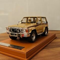 Nissan Patrol 1994 Light Gold 1:18