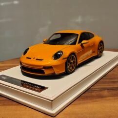 Porsche 911 S/T (992) Orange & Golden 1:18