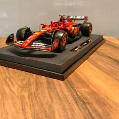 Formula 1 SF24 c.Sainz 1:18 Red