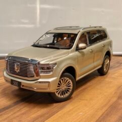 Tank 500 Scale 1:18 Gold