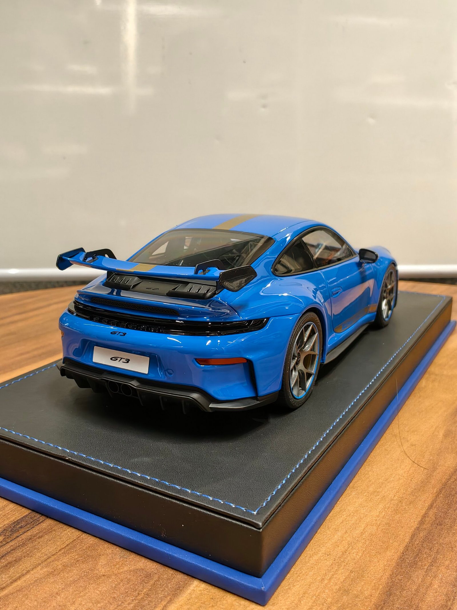 Porche 911 GT3 Bleu 18/20 scale 1:18 - Image 3