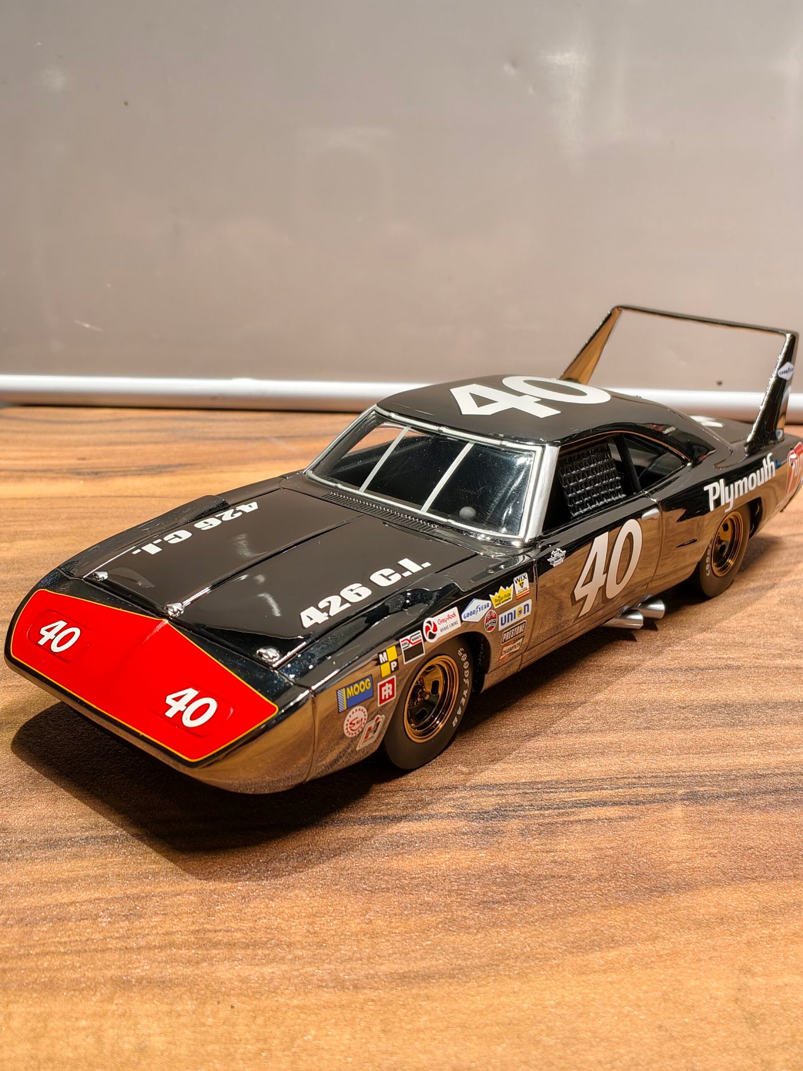 Pete Halmiton 1970 Plymouth Superbird Scale 1/24 Black
