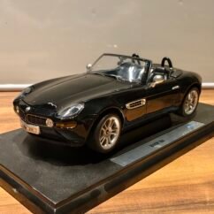 Bmw Z8 (Black) Scale 1/18