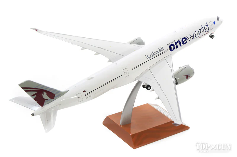Qatar Airways one World Airbus A350 White 1:200 - Image 2