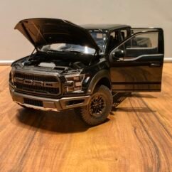 Ford F-150 Raptor (Agate Black) Scale 1/18