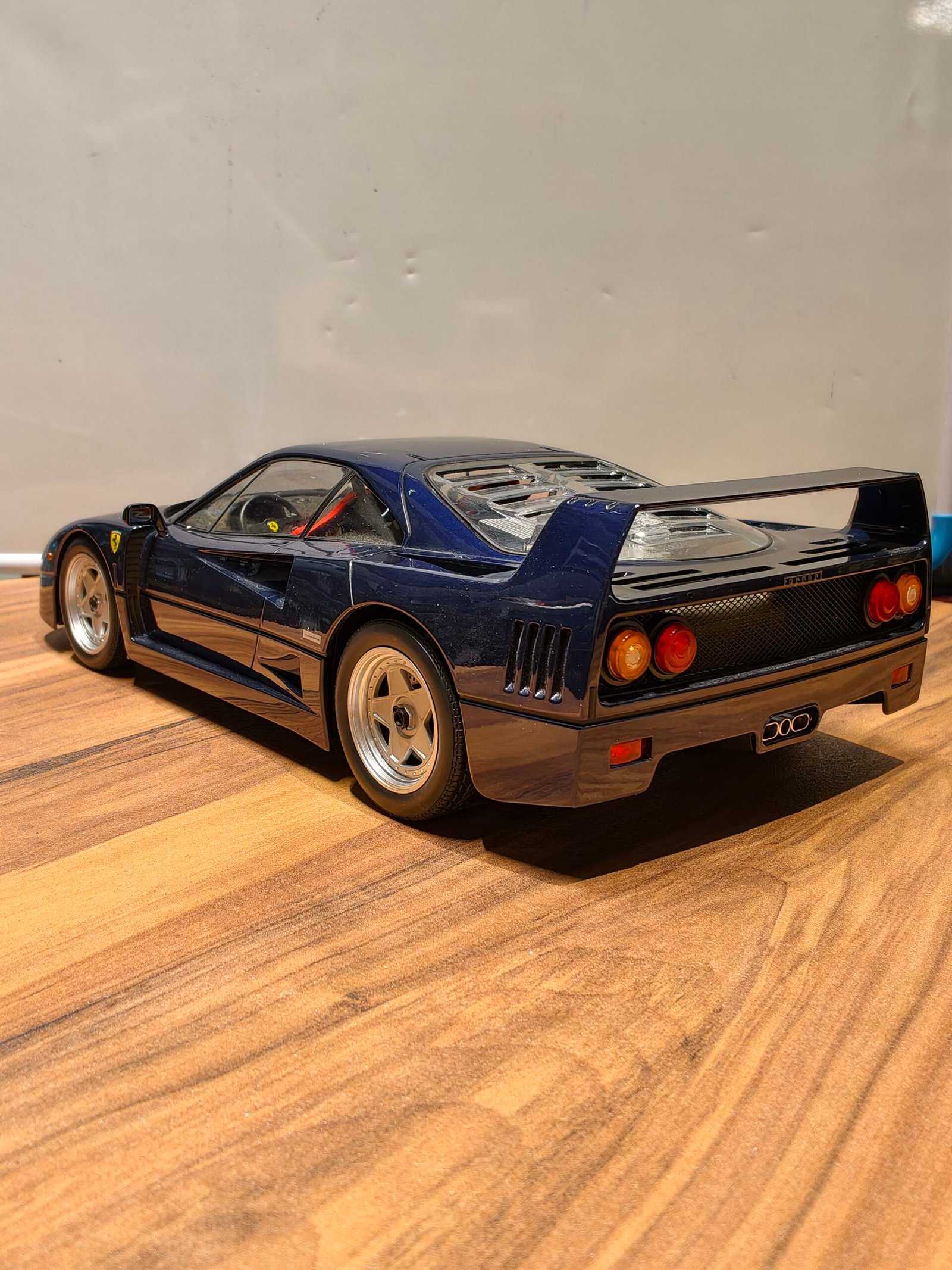 Ferraari F40 1987 Bleu Metallic 1:12 Ferraari F40 1987 Bleu Metallic 1:12 - Image 4