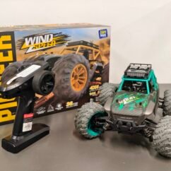 Sam Toys - 1:14 High Speed RC Car Chargable
