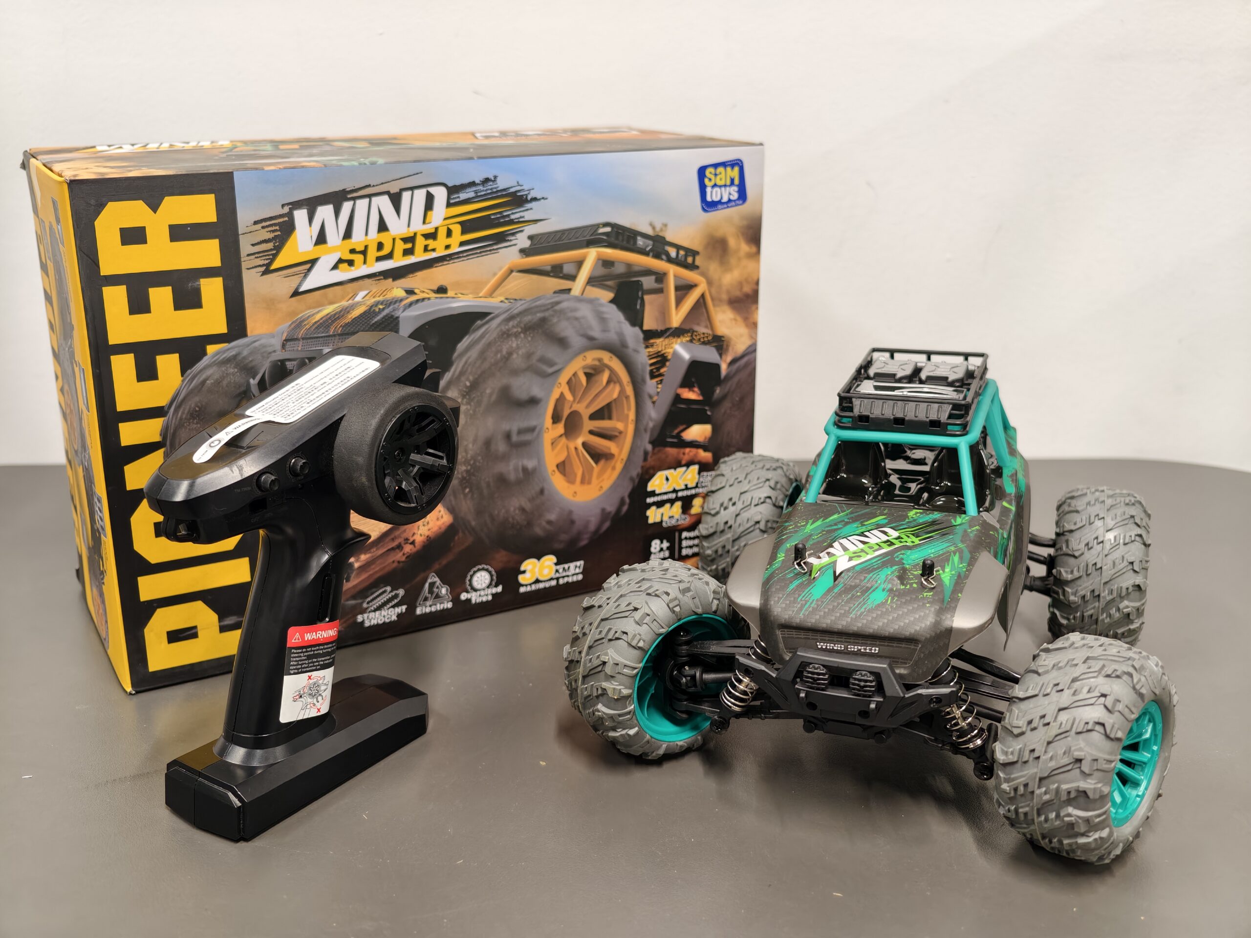 Sam Toys - 1:14 High Speed RC Car Chargable Sam Toys - 1:14 High Speed RC Car Chargable