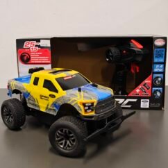 Carrera 1:18 Scale Ford F-150 Raptor Yellow 2.4GHz Remoto Control Model Pickup
