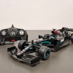 Rastar Mercedes-AMG F1 W11 EQ Performance RC Car 1:18