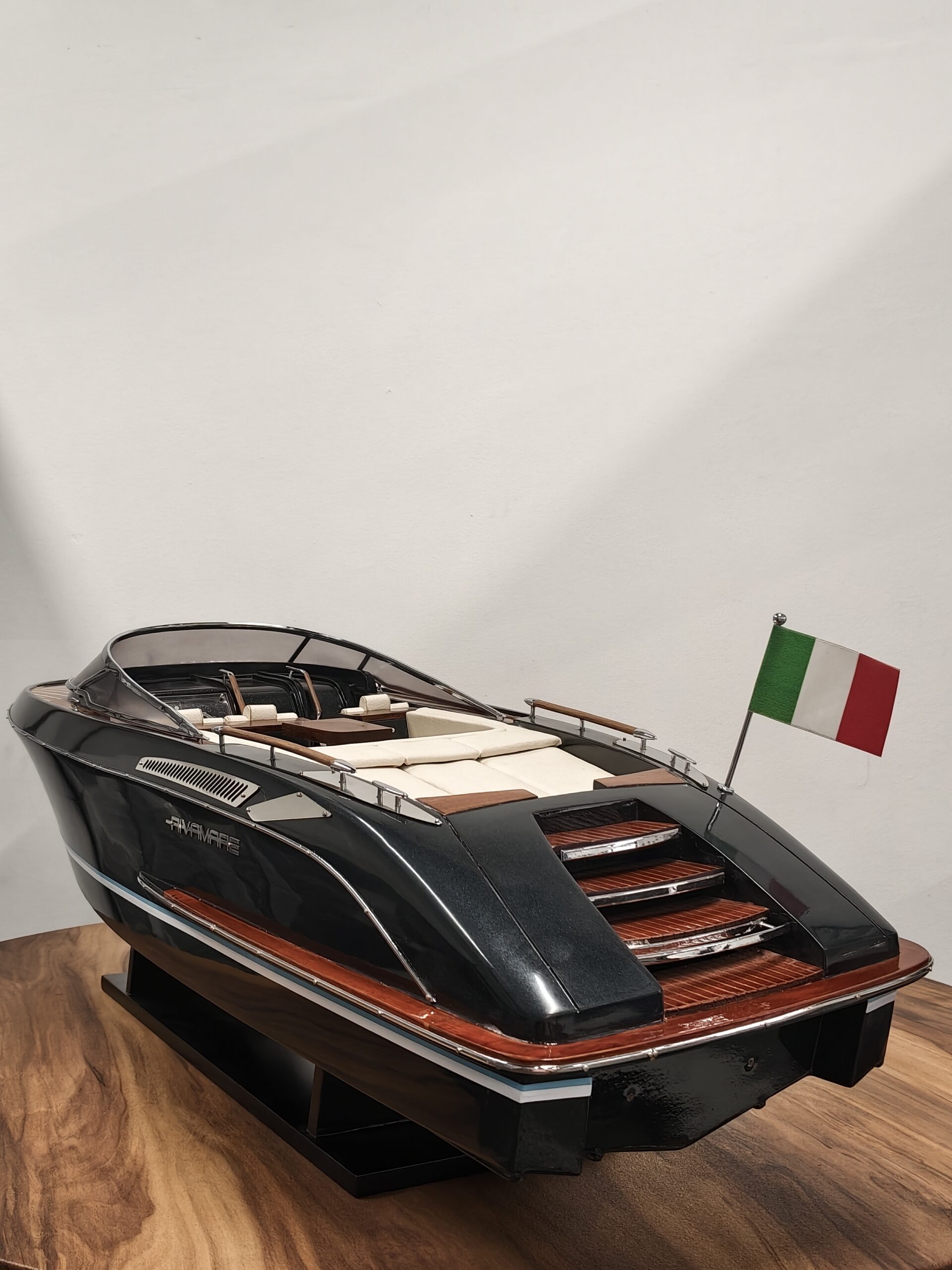 RIVA RIVAMARE YACHT 38 SB1905P RIVA RIVAMARE YACHT 38 SB1905P - Image 2