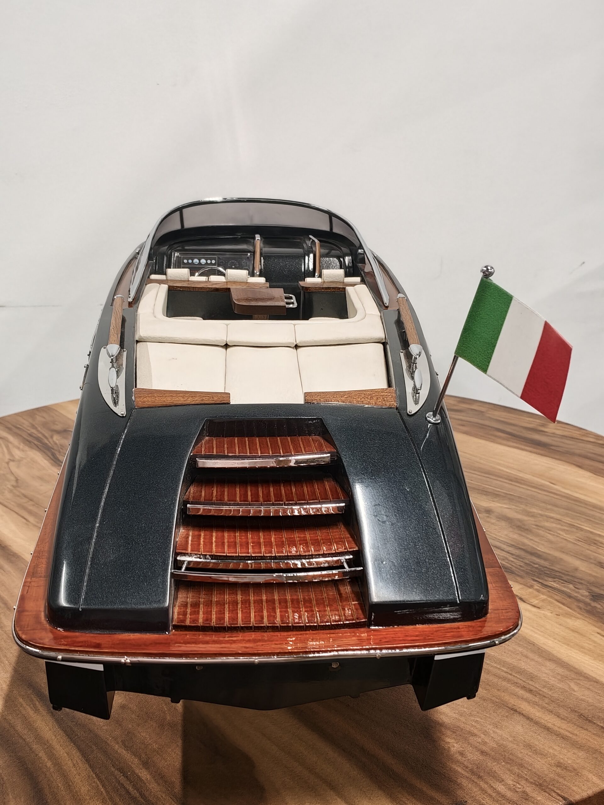 RIVA RIVAMARE YACHT 38 SB1905P RIVA RIVAMARE YACHT 38 SB1905P - Image 4