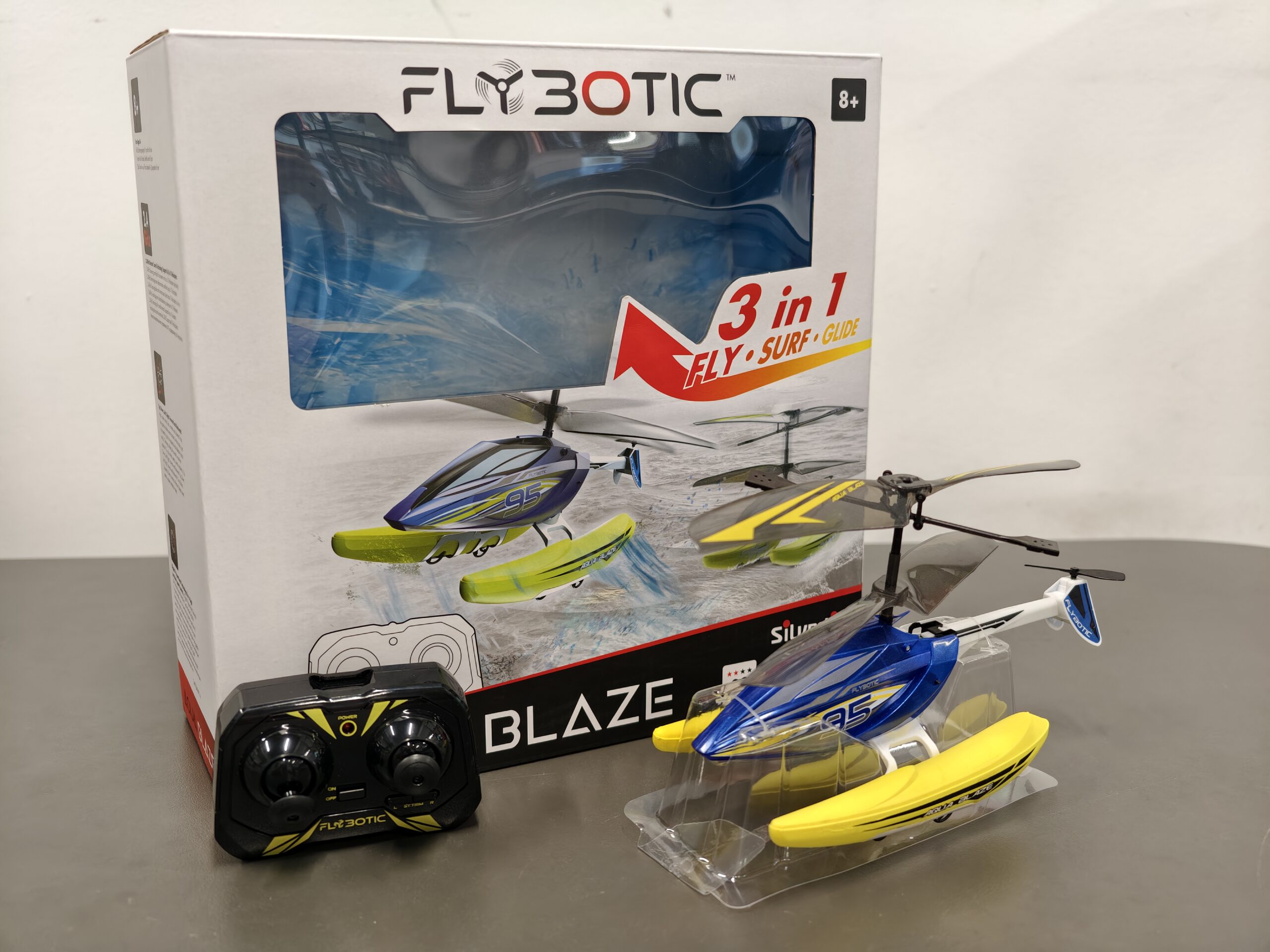 Aqua Blaze 3-in-1 RC Helicopter - Air Land Water Amphibious Drone with 2.4GHz Remote Aqua Blaze 3-in-1 RC Helicopter - Air Land Water Amphibious Drone with 2.4GHz Remote - Image 3