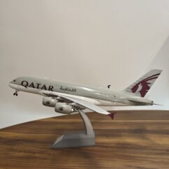 Home Airbus A380-800 Qatar inflight 200 Scale: 1/200
